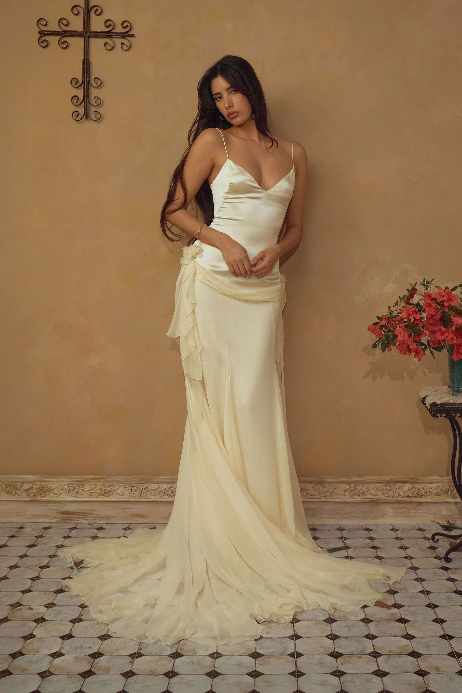 Mirror Palais bridal wedding dress